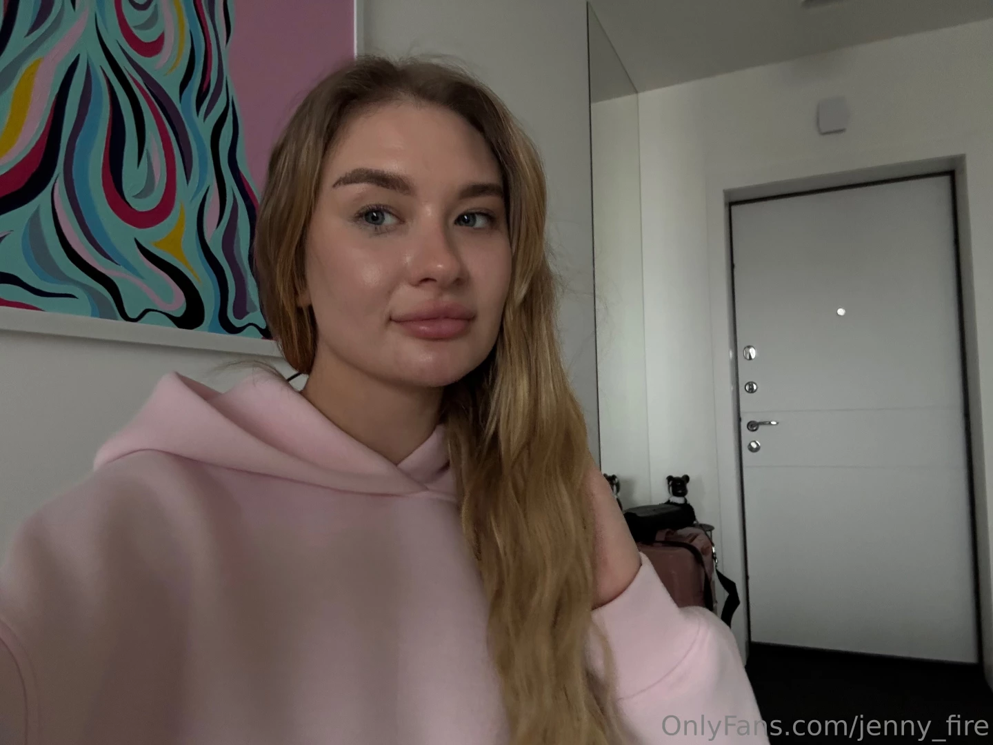 Hello everyone i m in a good mood today and i want to share it with 