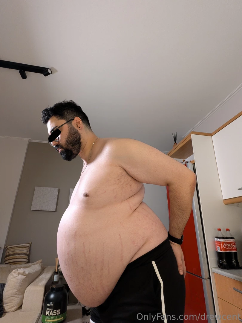 The streak continues i love how swollen and round i m waking up every part 4 