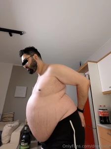 The streak continues i love how swollen and round i m waking up every part 4