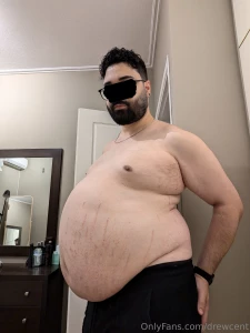 Struggling to stand after a 5000 calories mcdonald s stuffing god i part 1