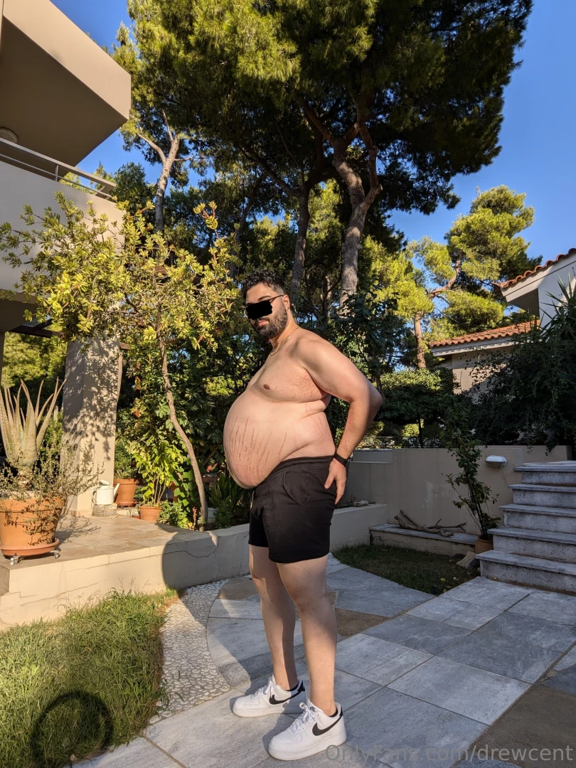 Stretchmarks under the sun part 4 