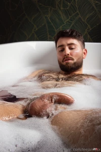 Want to join me in the bath picturebyjmp