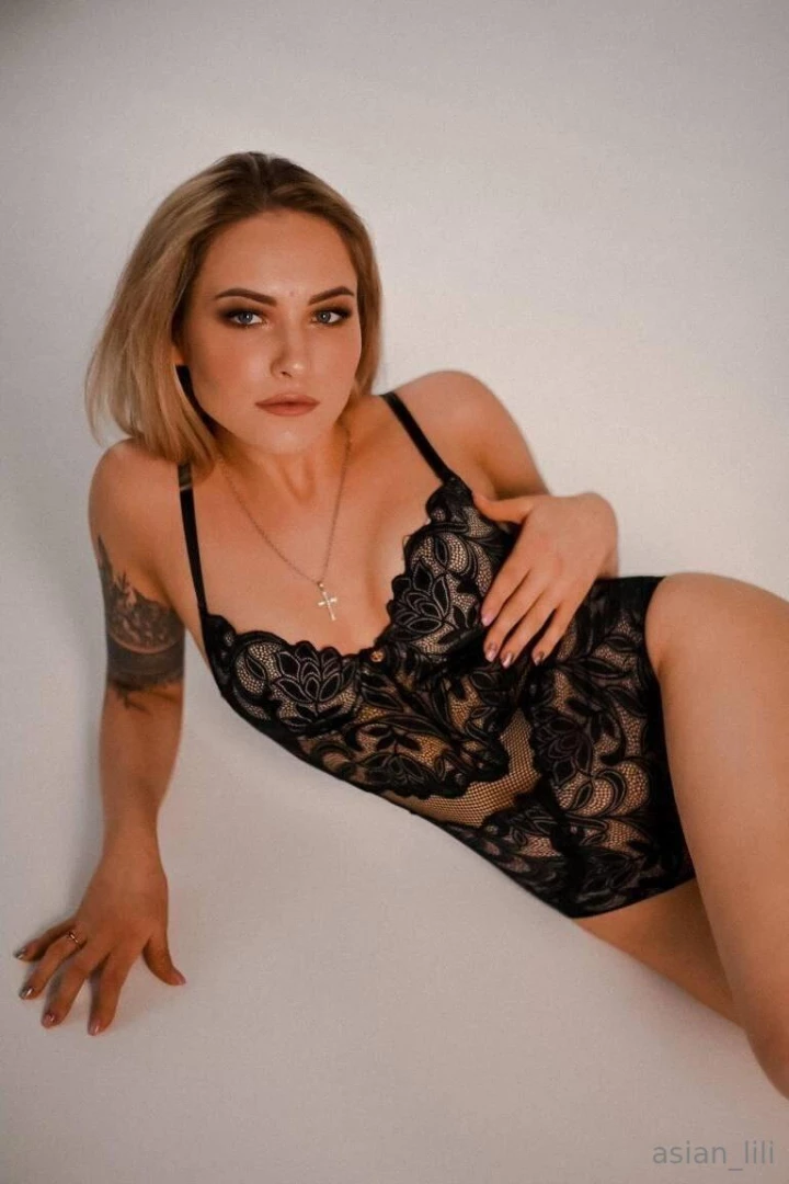 Little cute alexa_blondi just turned 18 years old she already knows part 2 