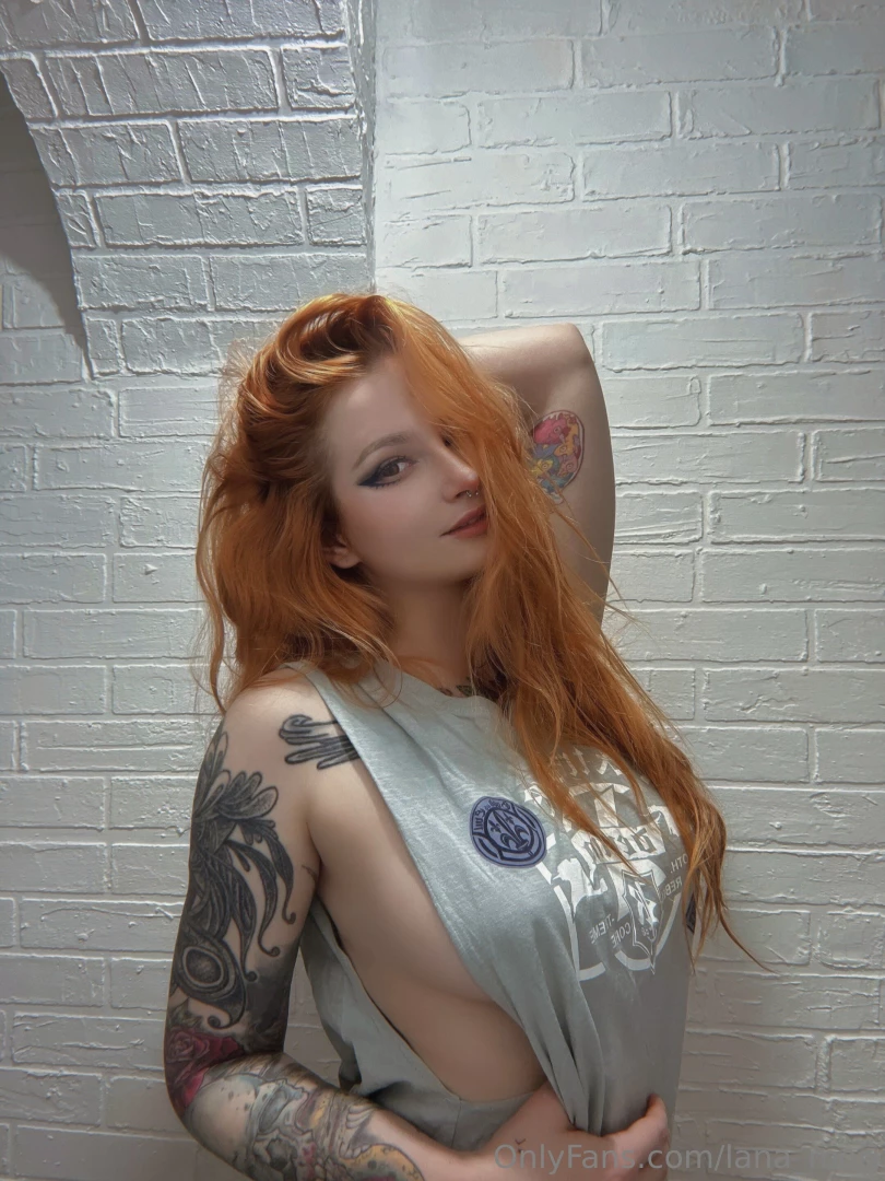 I want my holiday mood just a little plzzzz 