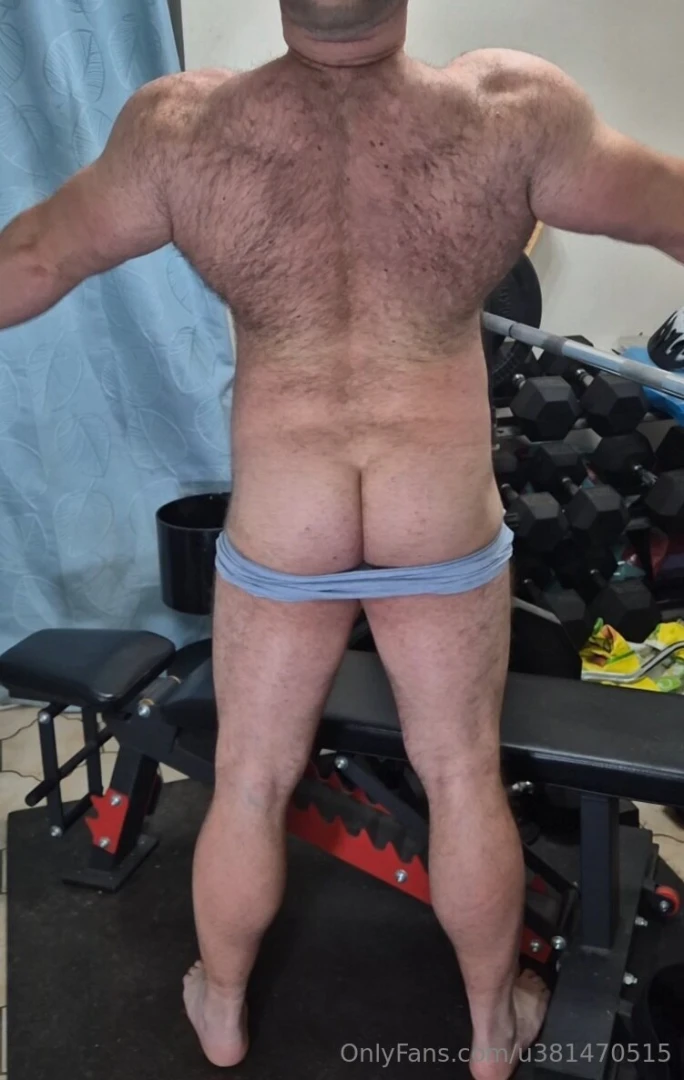 18mins of showing my shape in different briefs and before unloading part 1 