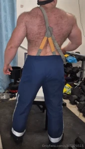 A peek at my last vid vid has me stripping to music and shaking my cum