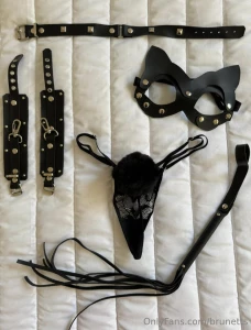 Hello slave your goddess wants to buy these exquisite toys help me buy part 1