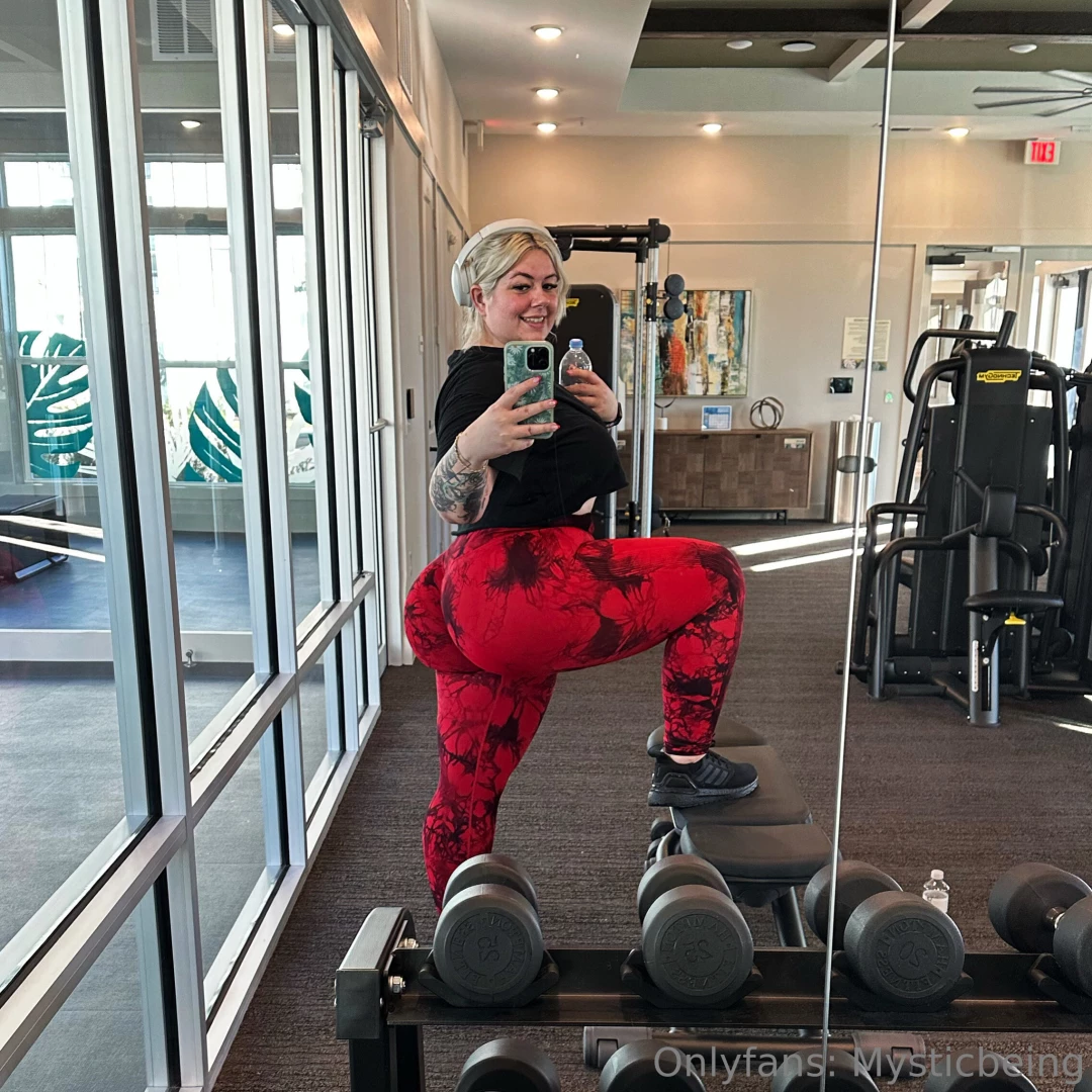 Hump day is squats day 