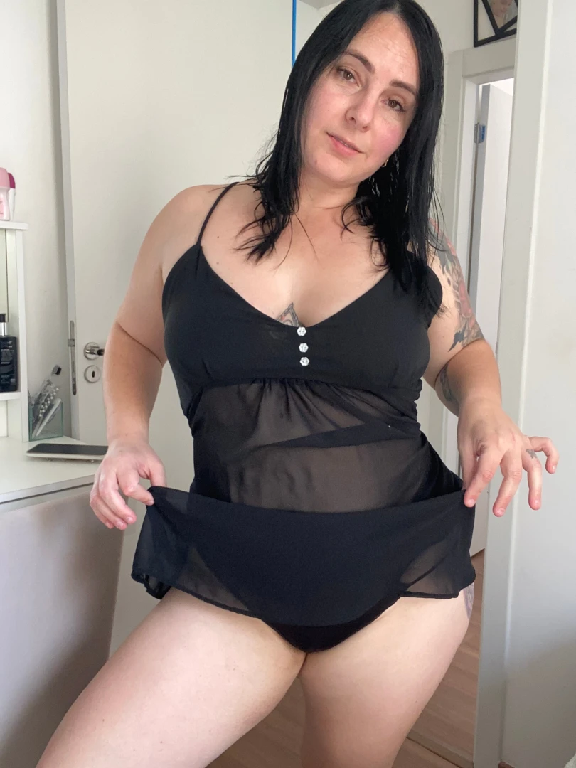 Do i look sexy in this dress or are you too busy imagining me without 