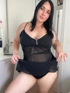 Do i look sexy in this dress or are you too busy imagining me without