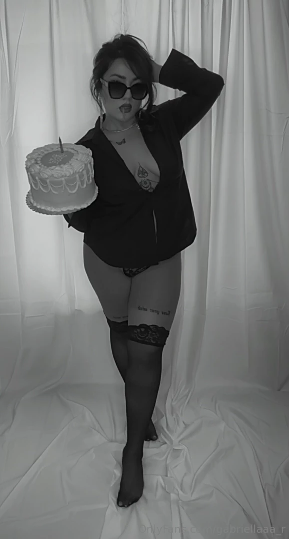 7 more days until cake day 