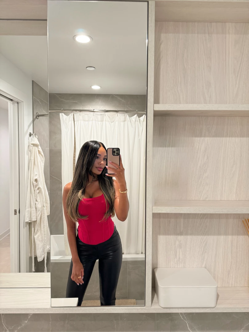 Another look from this weekend do we like this leather pants look part 2 