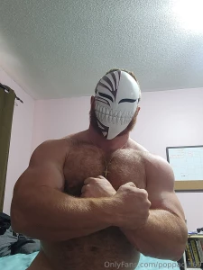 Flexing and some random pics part 3