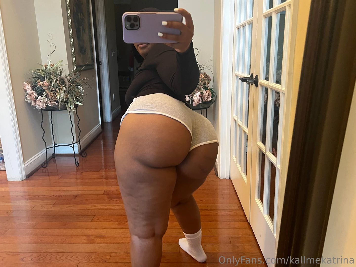 Perfect round ass 