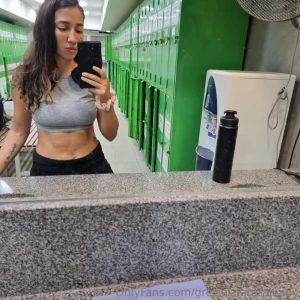 Who to train with me