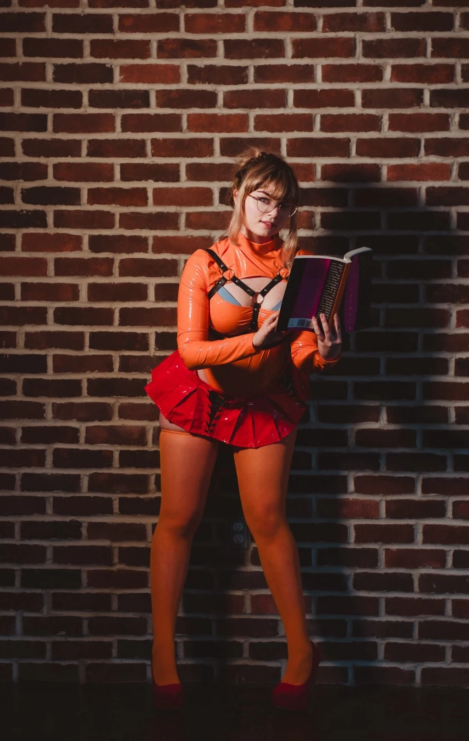 Jinkies wanna solve a mystery with me i managed to keep my glasses on part 2 