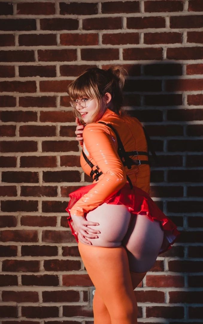 Jinkies wanna solve a mystery with me i managed to keep my glasses on part 5 