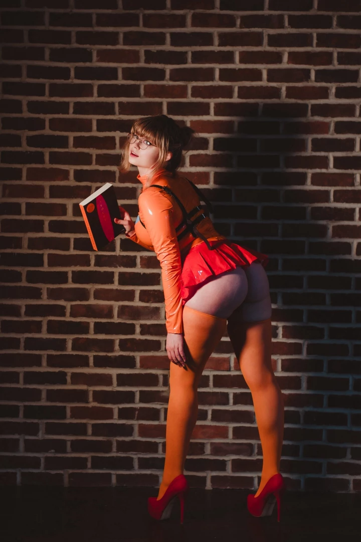 Jinkies wanna solve a mystery with me i managed to keep my glasses on part 10 