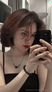 How i love taking photos in the mirror