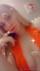 Red is my color wdyt part 2