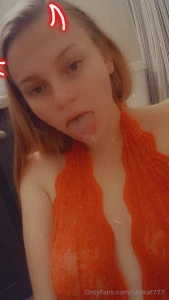 Red is my color wdyt