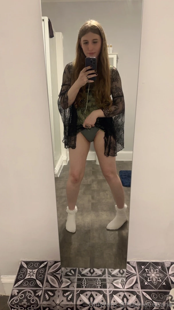 Just got finished recording a new cum video for you guys hope you 