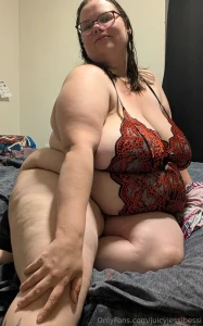 I hope my tits can put a smile on your face part 1