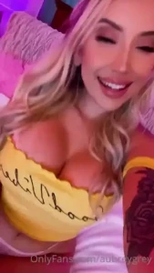 Babysitter gets dp d by daddy and his friend dildo sucking and fucking