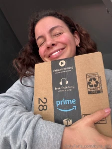 Wanna make me smile today pick something cute from my amazon wishlist