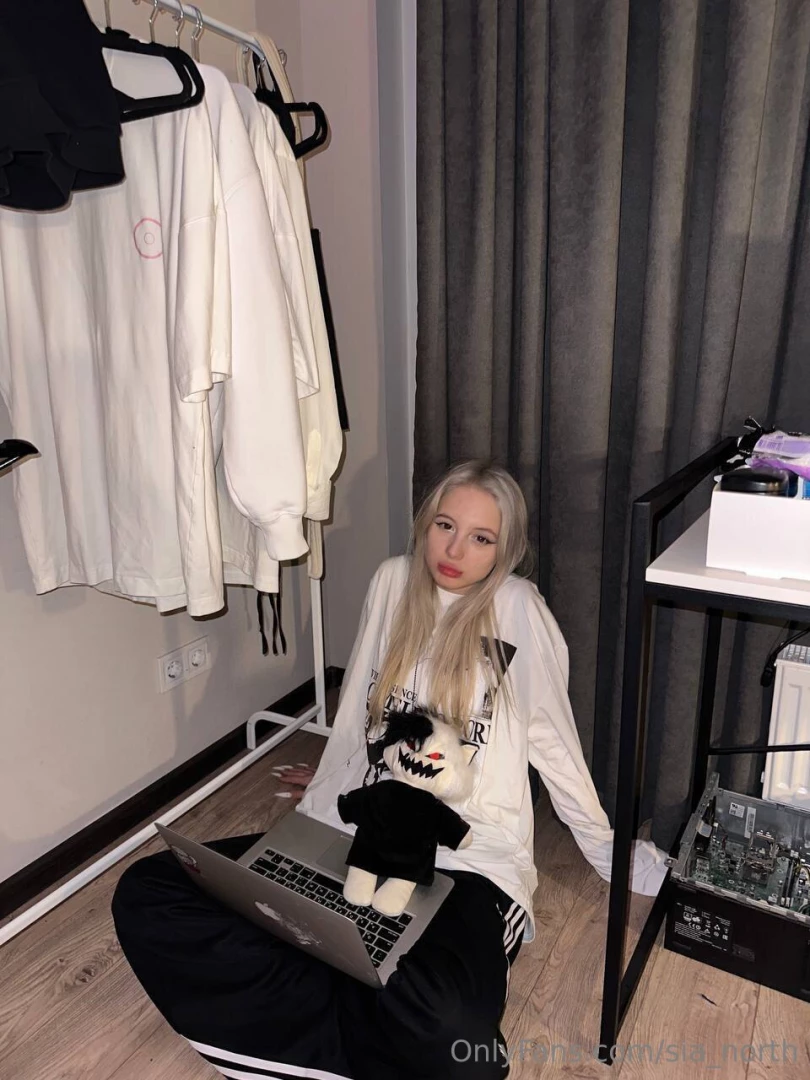 Got a sweet tooth today what s your favorite dessert i love anything 