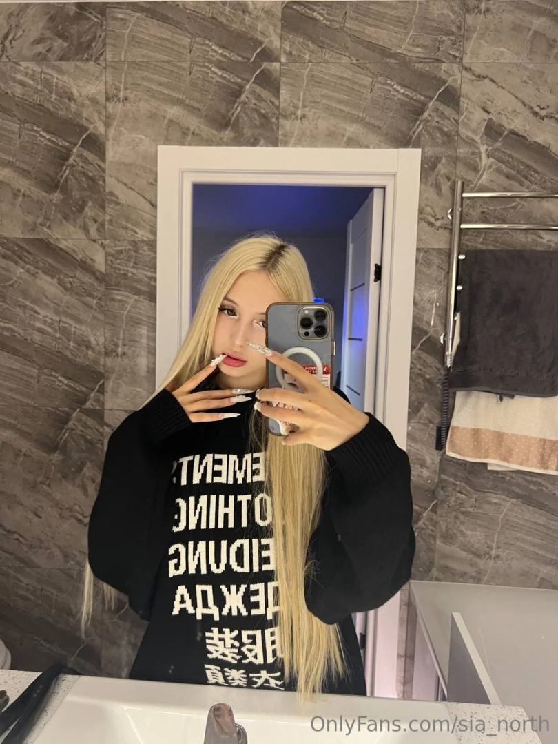 Feeling inspired by all the amazing cosplay artists out there who are 