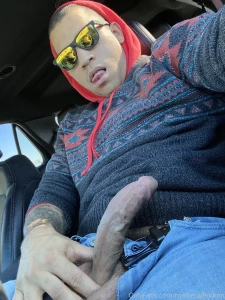 Was waiting at the gym for my workout partner got bored and whipped my