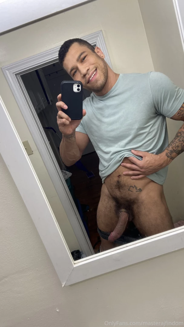 This cock ring fucking hurts 