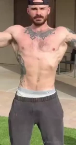 How s the physique looking just took these now heading up to my cabin
