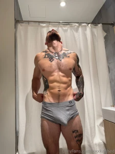 I try my best to respond to messages i do run my account 100 myself