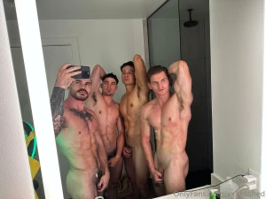 Ask about my guy guy videos or tip 100 to enter into vip and get full
