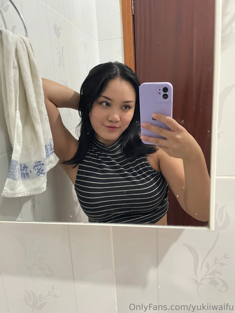 Don t lie you smiled looking at me 