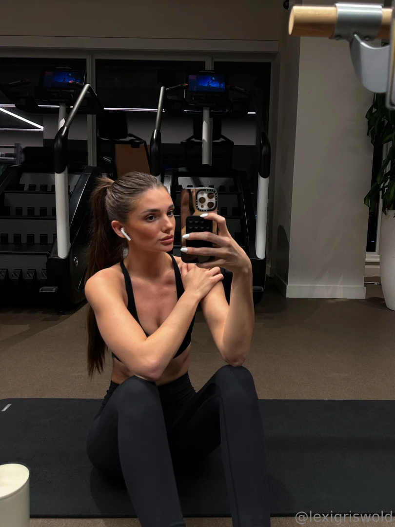 Gym at night gt gt gt 