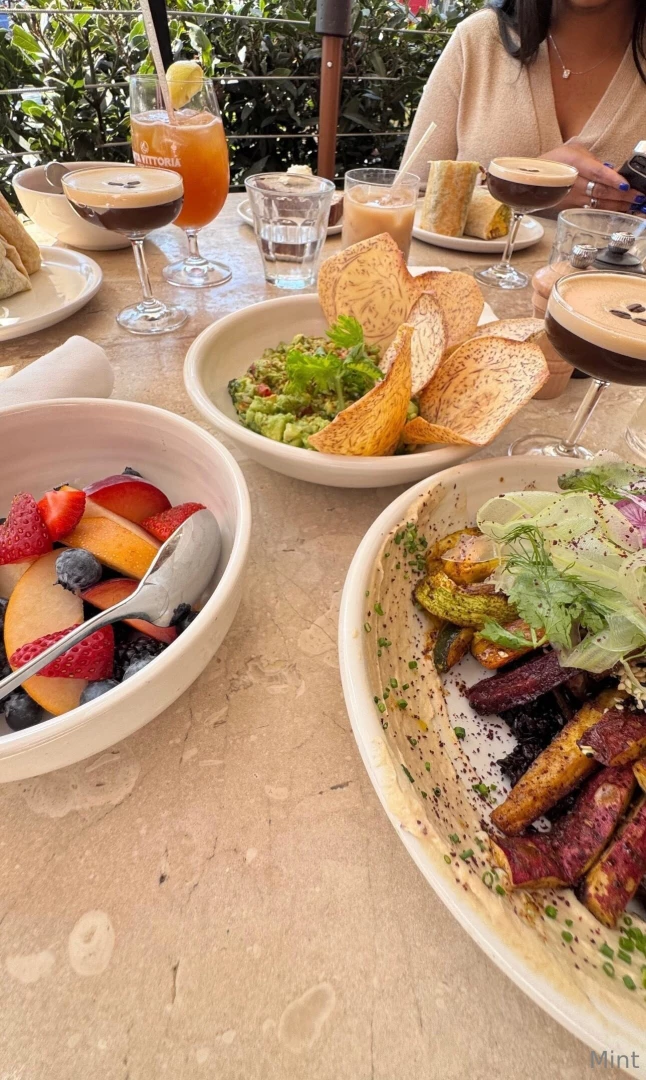 What are you eating for lunch today boo 