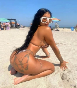 My girl alexis richgyal made her page freeeee and she s gonna be