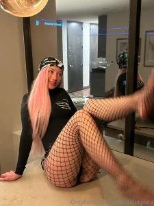 Hey loves i have a new content dropping tonight stay tune amp show