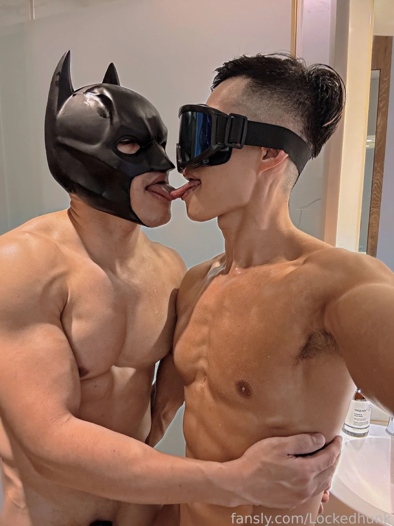 Preview lockedhunk amp sean dogyy totally surrender to seandogyy 