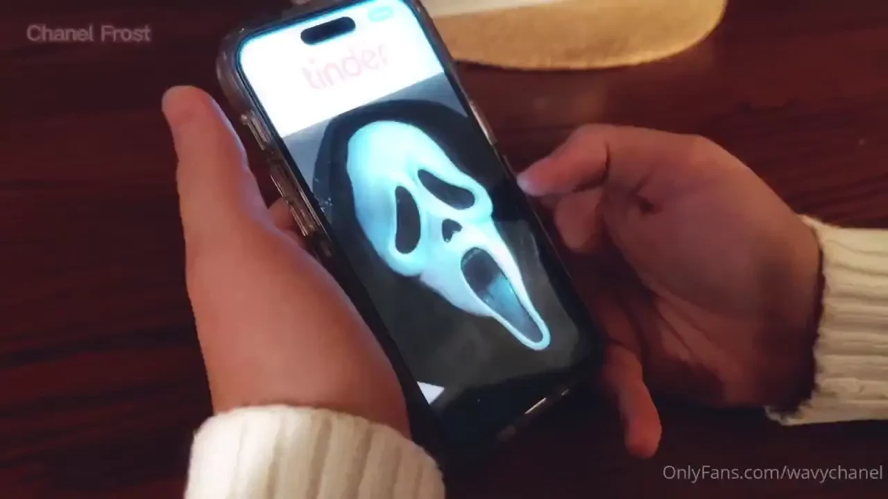 When swiping right on tinder goes left fucked by ghostface drops 