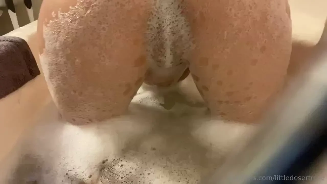 How s your weekend going i ve been loving bath bombs lately 