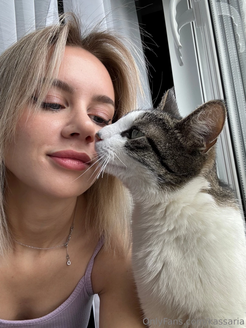 Good morning with motry if you don t know how to wake up early just 