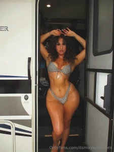 I ammmm live with my toys