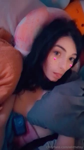 Heyyy happy holidays to all my horny little goblins out there lots of