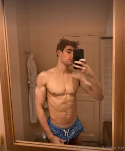 I might be bad but i look damn good doing it