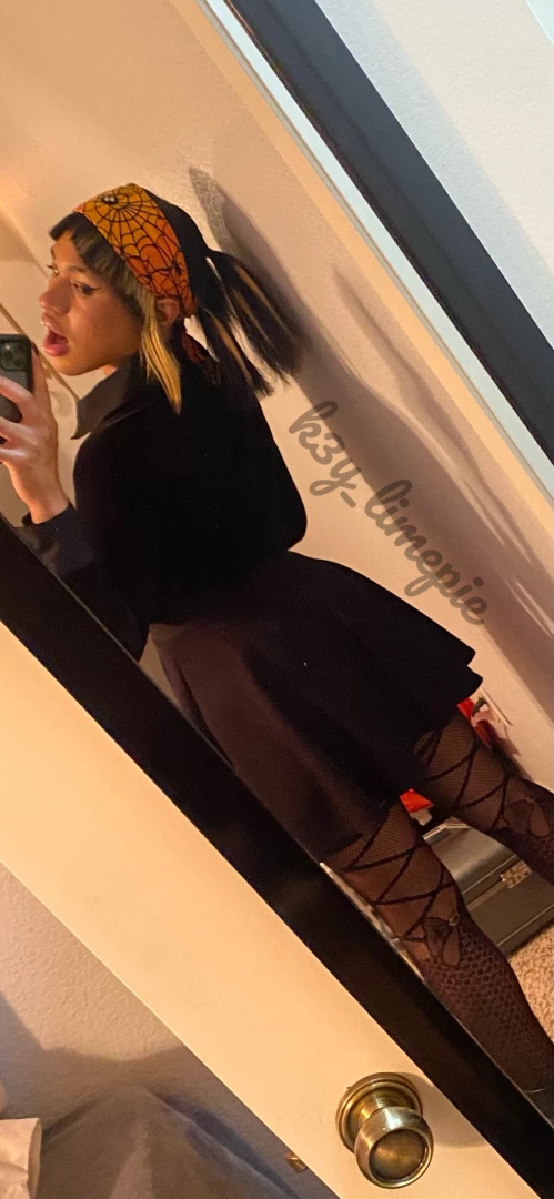 Hey sexy ill be posting more later im finally caught up to my more part 4 