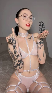 I m the one that s gonna bring you to your knees and do things you